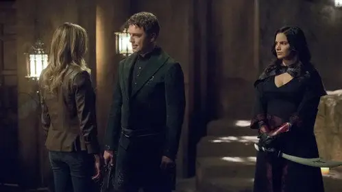 Arrow Temporada 4 Episodios 3 • Sub Español