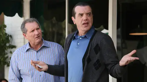 Modern Family Temporada 1 Episodios 13 • Sub Español