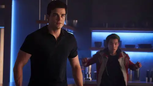 Titanes Temporada 2 Episodios 10 • Sub Español