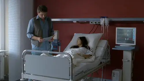 Doctor en los Alpes 2008 Temporada 3 Episodios 13 • Sub Español