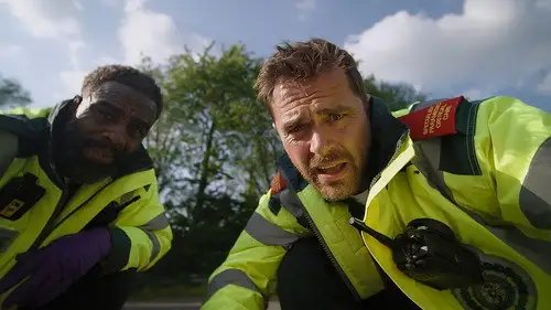 Casualty Temporada 43 Episodios 1 • Sub Español