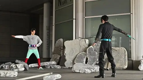 Kamen Rider Temporada 32 Episodios 9 • Sub Español