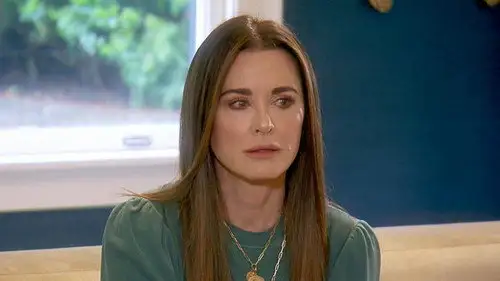 Mujeres ricas de Beverly Hills Temporada 13 Episodios 8 • Sub Español