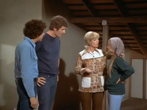 The Brady Bunch Temporada 4 Episodios 23 • Sub Español