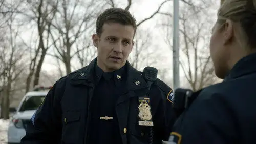 Familia de policías Temporada 11 Episodios 11 • Sub Español