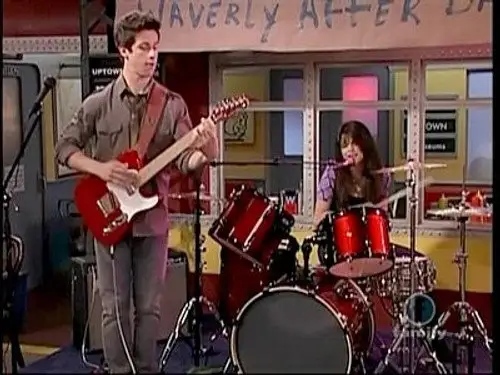 Los magos de Waverly Place Temporada 2 Episodios 11 • Sub Español