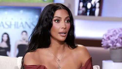 Las Kardashian 2007 Temporada 20 Episodios 13 • Sub Español