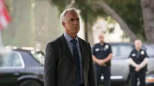 Bosch Temporada 7 Episodios 3 • Sub Español