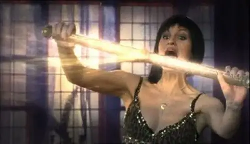 Hex Temporada 2 Episodios 2 • Sub Español