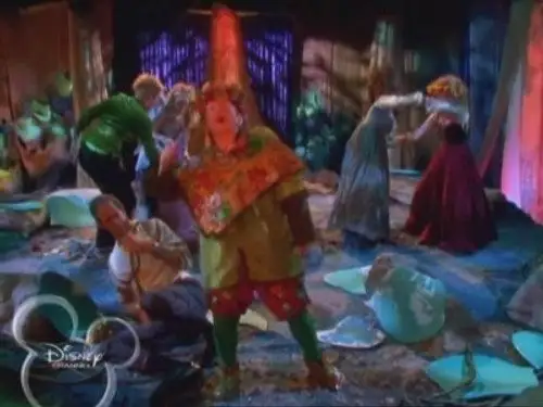 Hotel, dulce hotel: Las aventuras de Zack y Cody Temporada 2 Episodios 22 • Sub Español