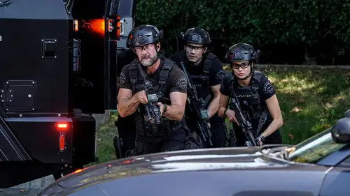 S.W.A.T.: Los hombres de Harrelson Temporada 5 Episodios 6 • Sub Español