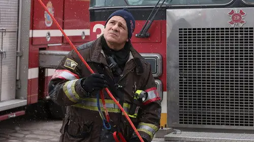 Chicago Fire Temporada 11 Episodios 21 • Sub Español