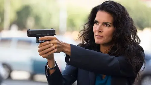 Rizzoli & Isles Temporada 7 Episodios 4 • Sub Español
