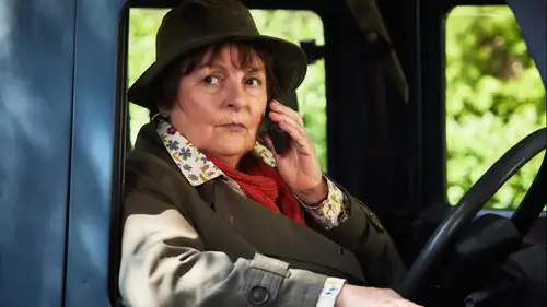 Vera Temporada 11 Episodios 5 • Sub Español