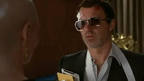 Nip/Tuck, a golpe de bisturí Temporada 7 Episodios 2 • Sub Español