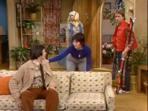 Apartamento para tres Temporada 4 Episodios 19 • Sub Español