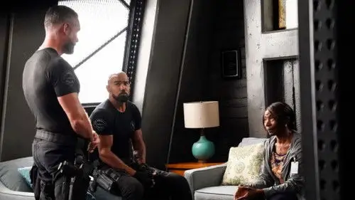 S.W.A.T.: Los hombres de Harrelson Temporada 8 Episodios 1 • Sub Español