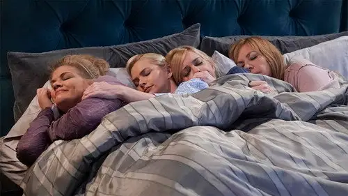 Mom Temporada 6 Episodios 14 • Sub Español