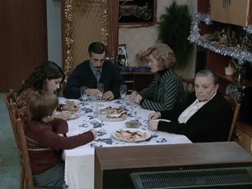 Cuéntame cómo pasó Temporada 4 Episodios 14 • Sub Español