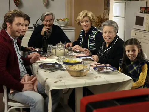 Cuéntame cómo pasó Temporada 14 Episodios 12 • Sub Español