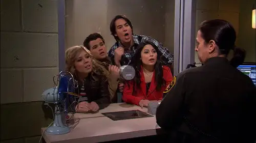 iCarly 2007 Temporada 6 Episodios 11 • Sub Español