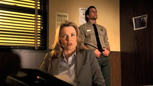 Veronica Mars Temporada 2 Episodios 11 • Sub Español