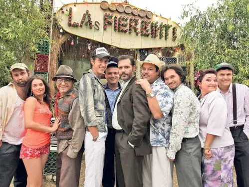 Las Fierbinţi Temporada 1 Episodios 1 • Sub Español