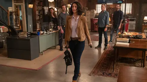 NCIS: Nueva Orleans Temporada 5 Episodios 16 • Sub Español