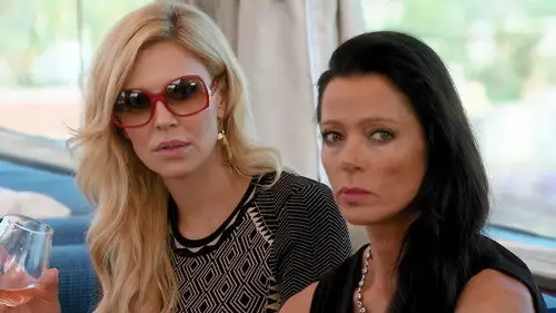 Mujeres ricas de Beverly Hills Temporada 4 Episodios 4 • Sub Español