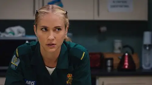 Casualty Temporada 33 Episodios 5 • Sub Español