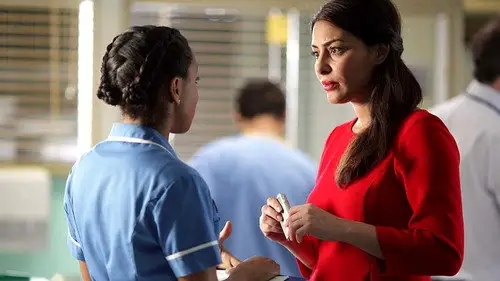 Holby City Temporada 13 Episodios 25 • Sub Español