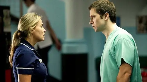 Holby City Temporada 12 Episodios 14 • Sub Español