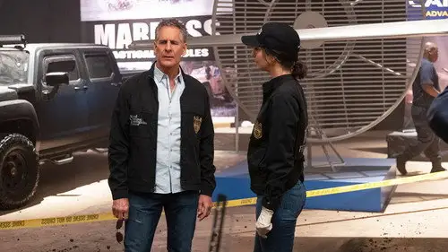 NCIS: Nueva Orleans Temporada 5 Episodios 22 • Sub Español