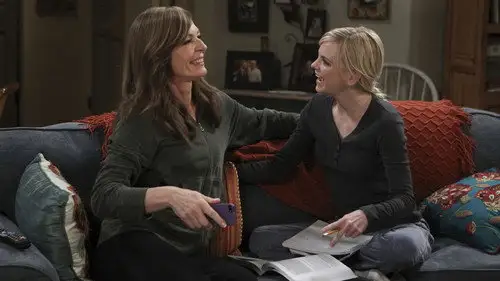 Mom Temporada 3 Episodios 17 • Sub Español