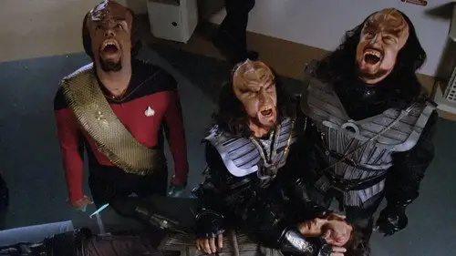 Star Trek: La nueva generación Temporada 1 Episodios 19 • Sub Español