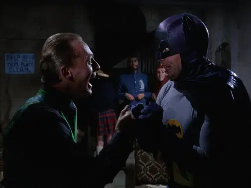 Batman Temporada 1 Episodios 12 • Sub Español