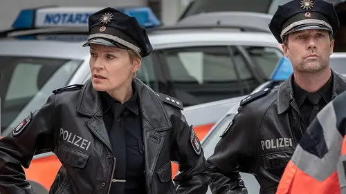 Hamburgo 112 Temporada 16 Episodios 8 • Sub Español