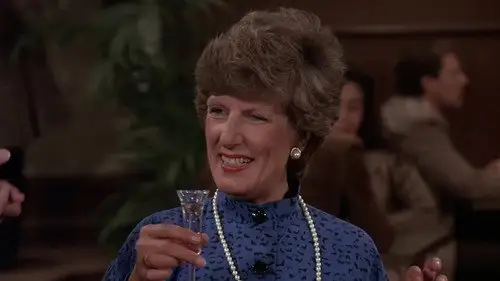 Cheers Temporada 3 Episodios 8 • Sub Español
