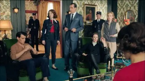 Los pequeños asesinatos de Agatha Christie Temporada 2 Episodios 11 • Sub Español