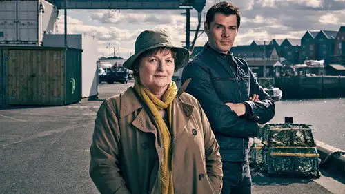 Vera Temporada 9 Episodios 2 • Sub Español