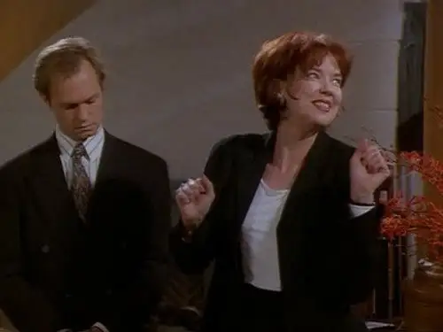 Frasier Temporada 3 Episodios 21 • Sub Español