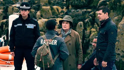 Vera Temporada 7 Episodios 1 • Sub Español