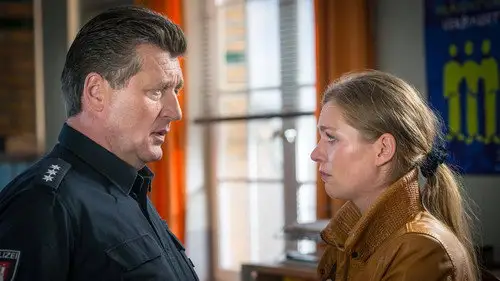 Hamburgo 112 Temporada 11 Episodios 2 • Sub Español