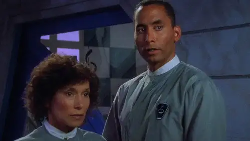 Babylon 5 Temporada 1 Episodios 10 • Sub Español