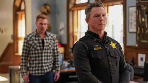 Chicago P.D. Temporada 12 Episodios 21 • Sub Español