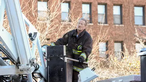 Chicago Fire Temporada 12 Episodios 2 • Sub Español