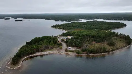 La maldición de Oak Island Temporada 10 Episodios 16 • Sub Español