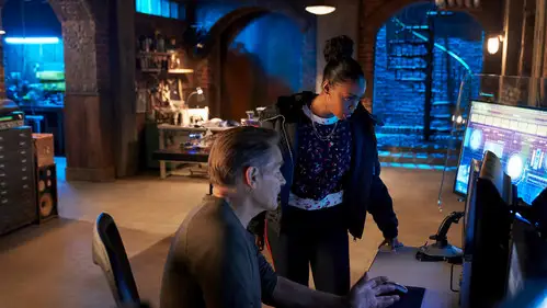 Black Lightning Temporada 2 Episodios 13 • Sub Español