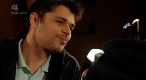 Shameless 2004 Temporada 5 Episodios 10 • Sub Español
