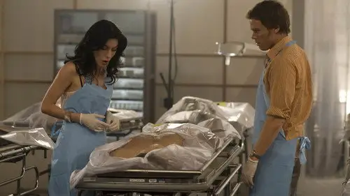 Dexter Temporada 2 Episodios 4 • Sub Español